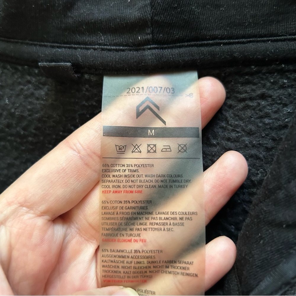 Women’s Oner Active Black Cropped Hoodie - Picture 6 of 10